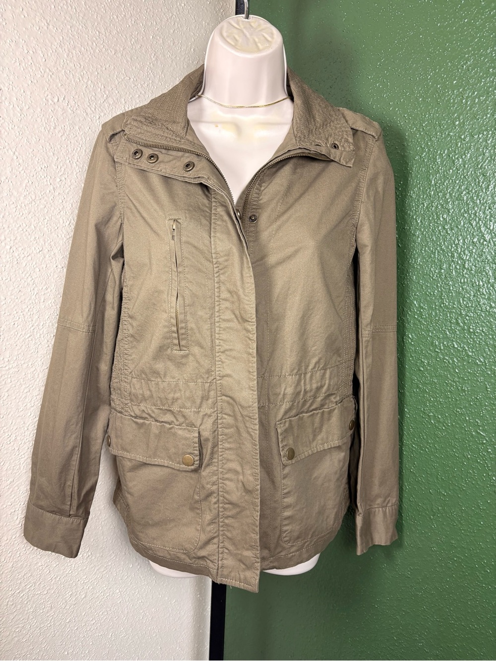 Love Tree Lightweight Women's Utility Jacket in Olive Green small